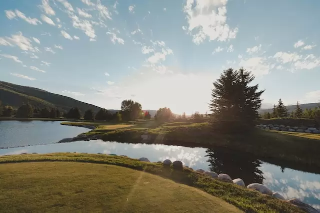 image of beautiful park in Belcaro Colorado