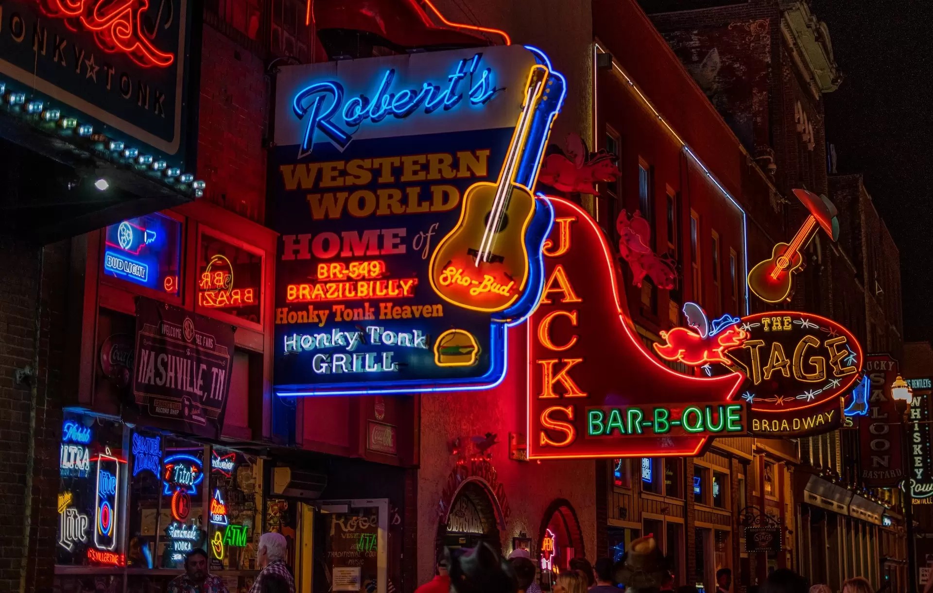 bars and pubs in Nashville Tennessee
